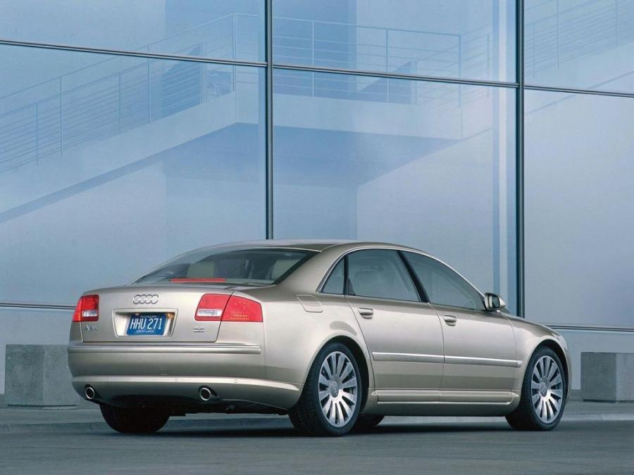  Audi A8 L 4.2 Quattro (D3) 2004 года  (NA) (фото 11 из 19)